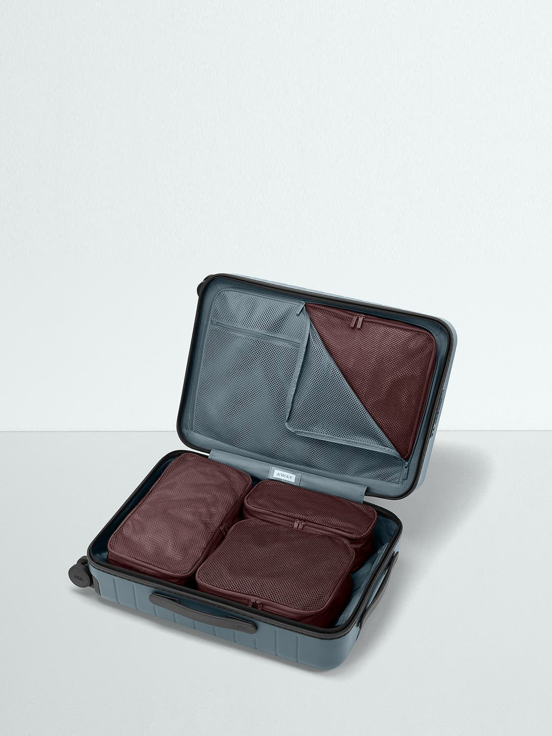 The Insider Packing Cubes in Garnet
