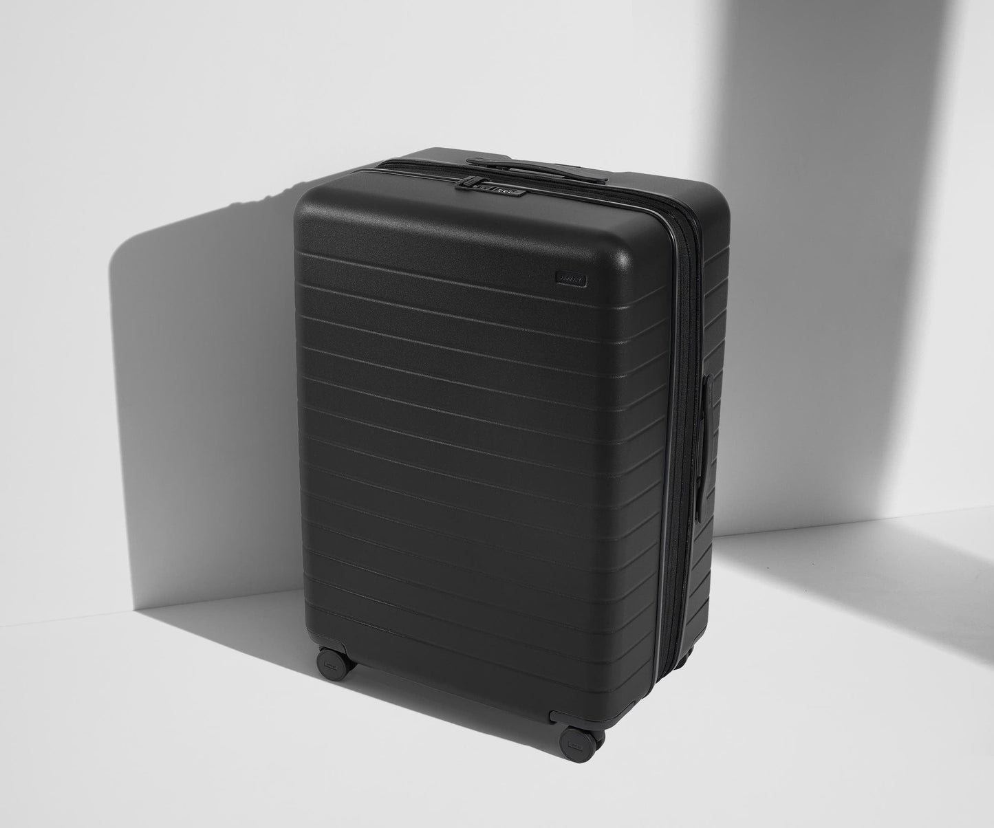 The Large Flex in Jet Black (DTM)