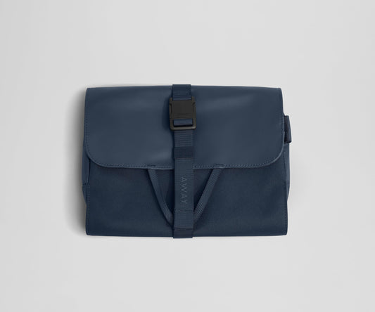 Active Hanging Toiletry Bag