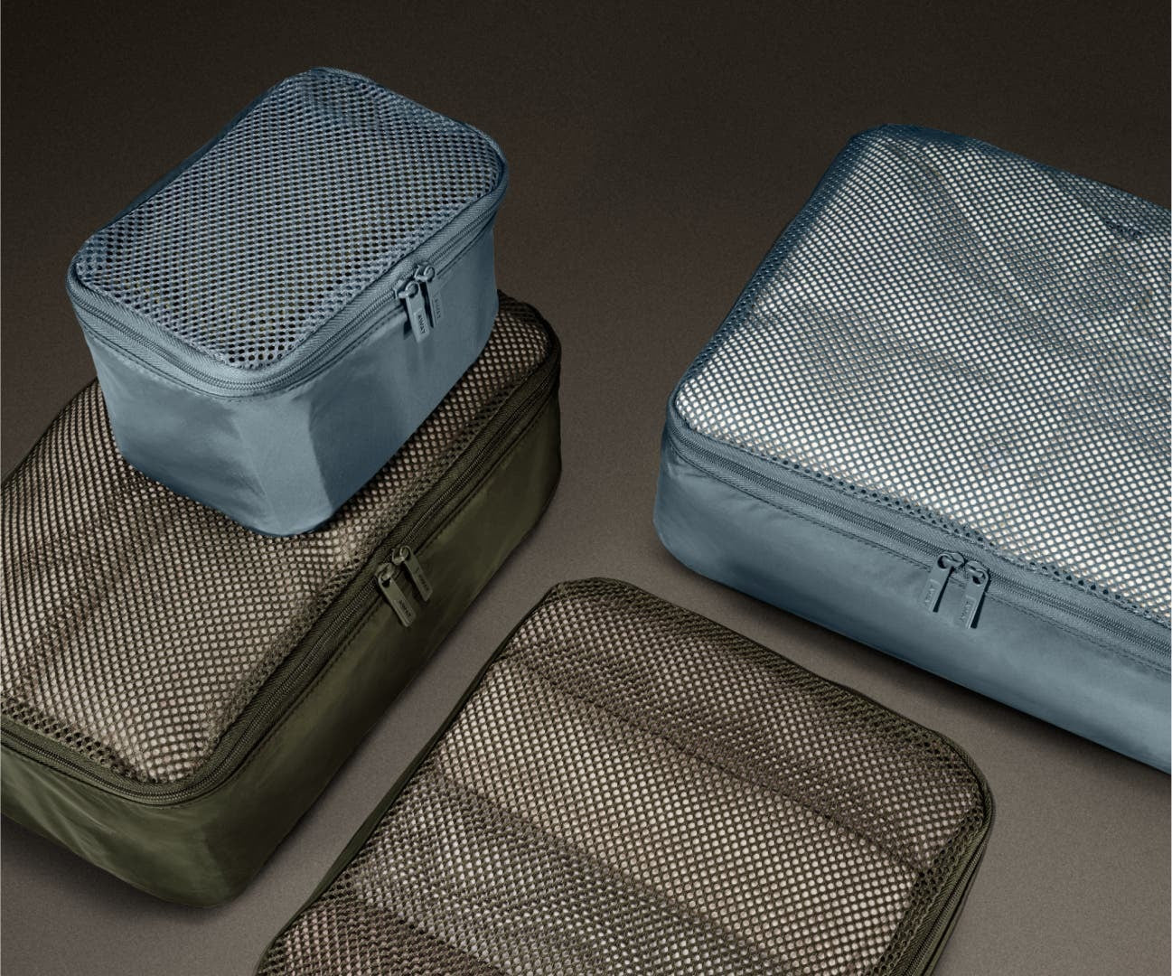 The Insider Packing Cubes in Garnet