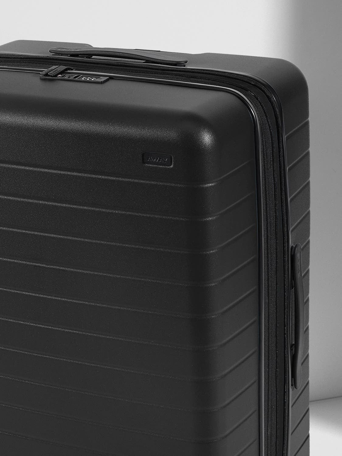 The Large Flex in Jet Black (DTM)
